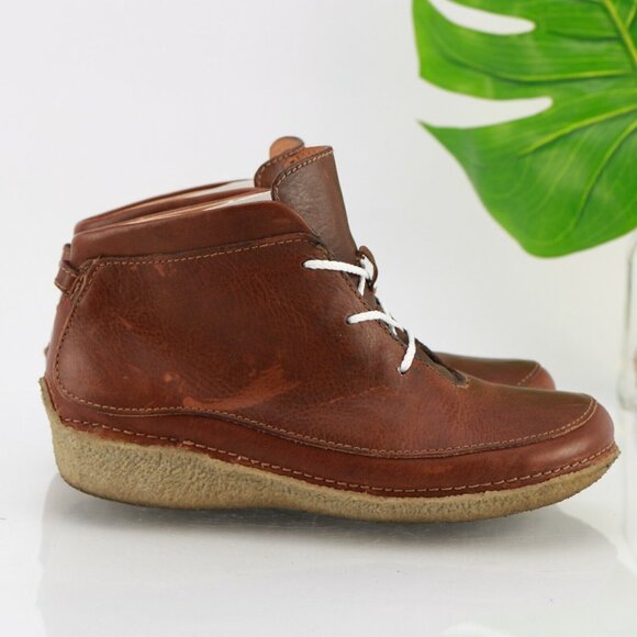 Duluth Womens Andina Boot Size 8.5 Brown Leather Lace Up Comfy Crepe Sole Bootie - Picture 4 of 11